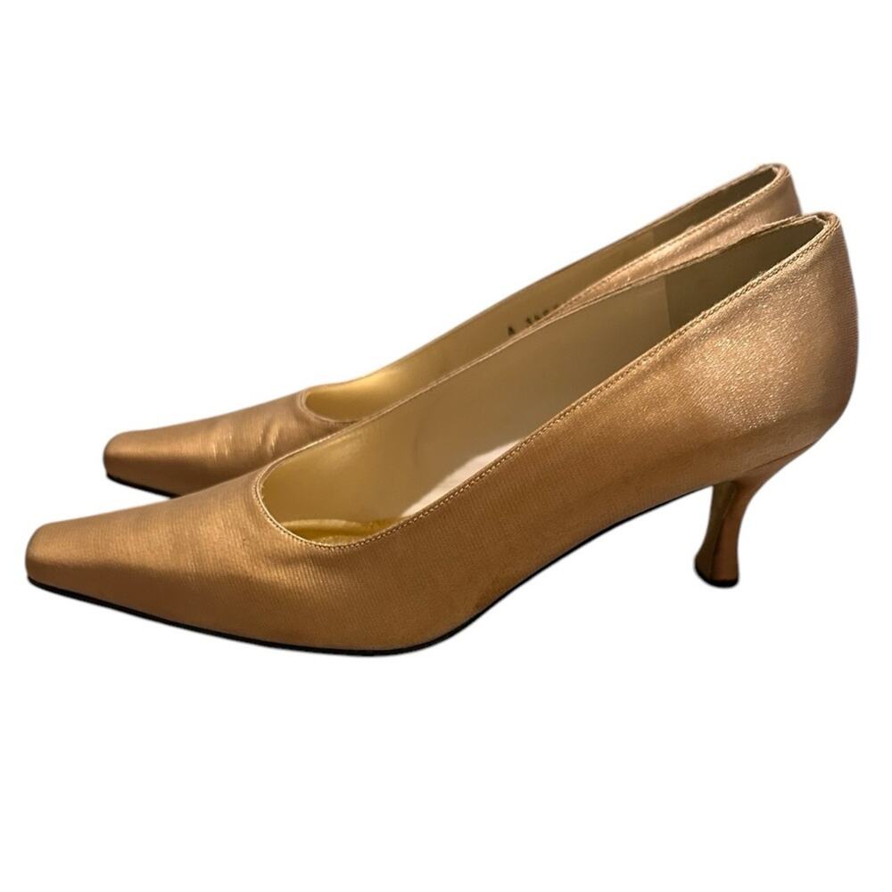 NWOT Stuart Weitzman Gold Pointed Square Toe Kitten Heels, size 9.5
